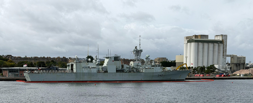 <div></div>